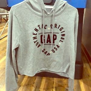 Womens GAP cropped sweatshirt